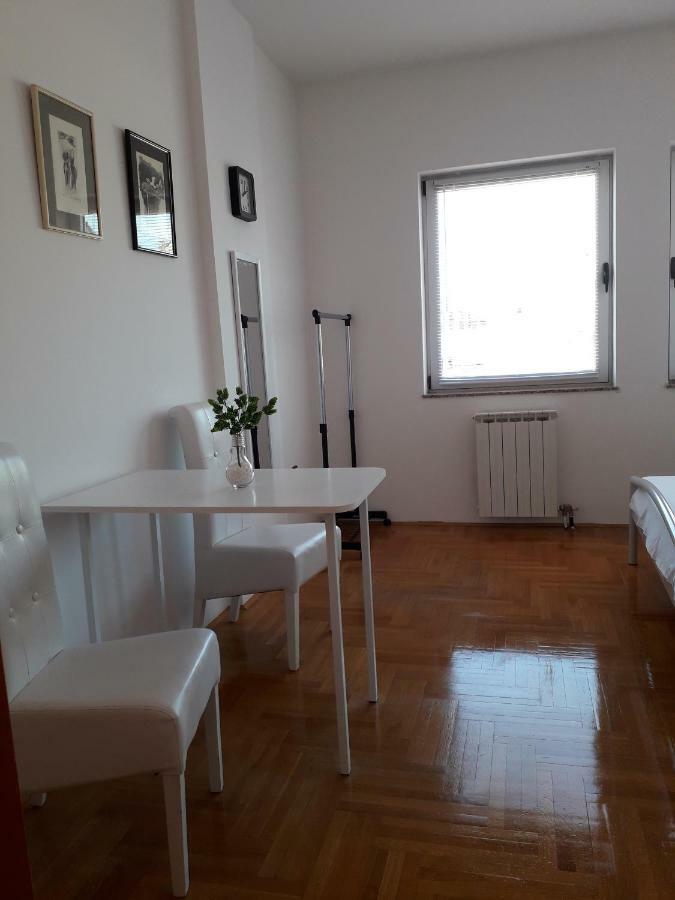 Dunja Ns 2